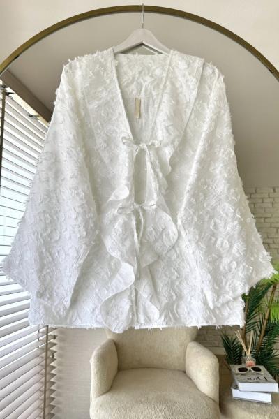 Önü Fırfırlı Püsküllü Kimono Beyaz