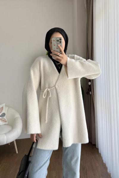 Yandan Bağcıklı Sakallı Triko Hırka Bej